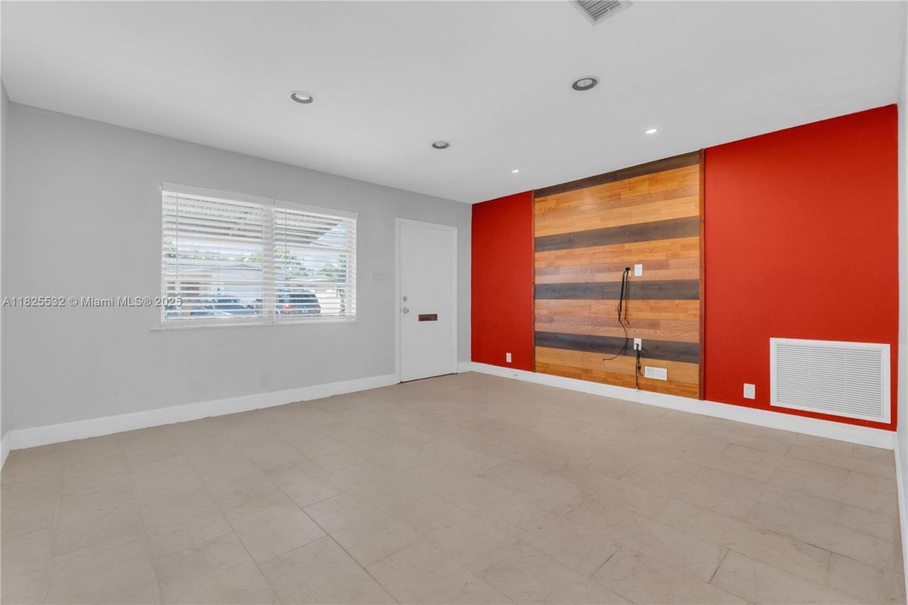 6915 NW 17th St, Margate, FL 33063 Photo