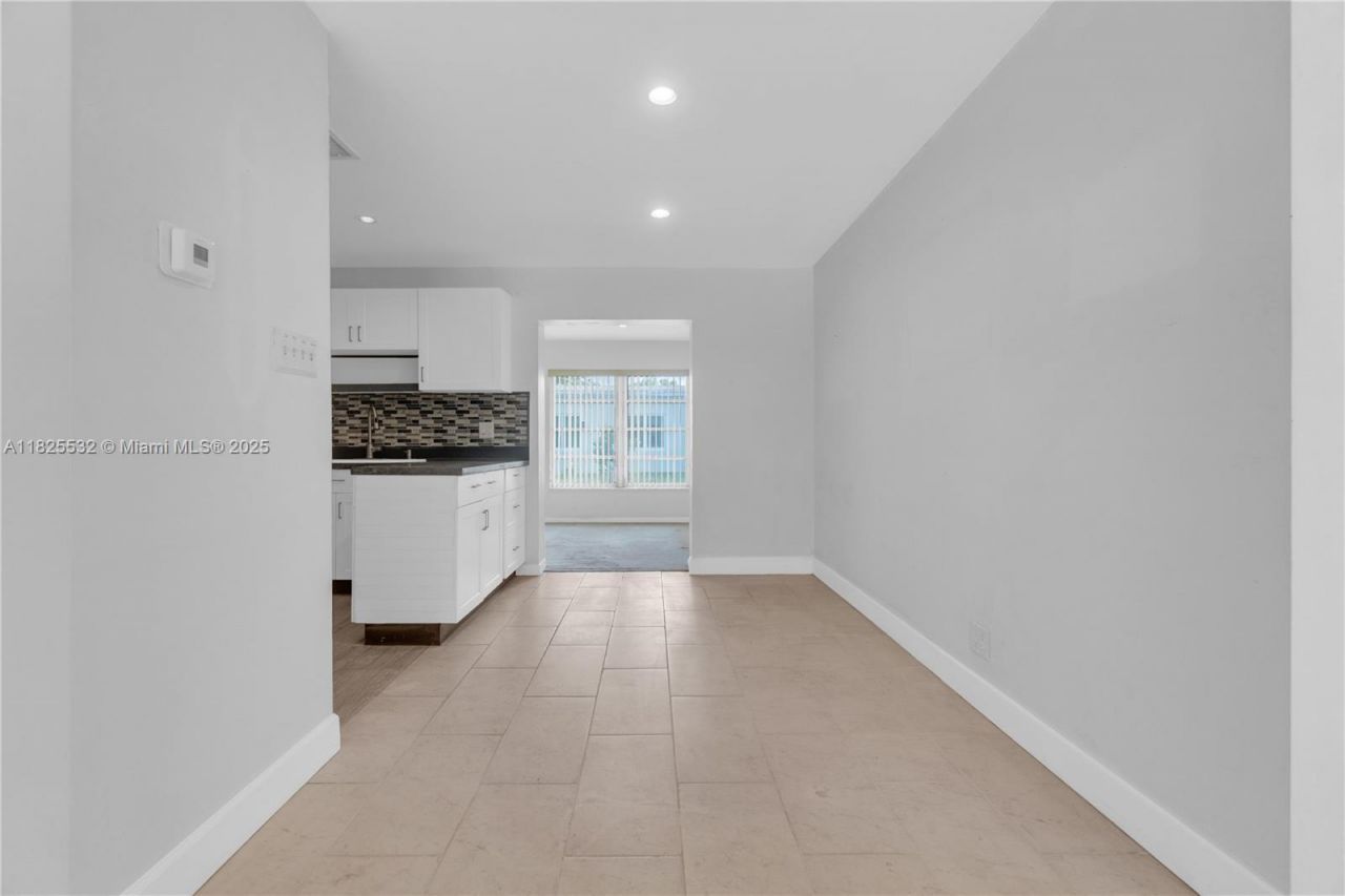 6915 NW 17th St, Margate, FL 33063 Photo