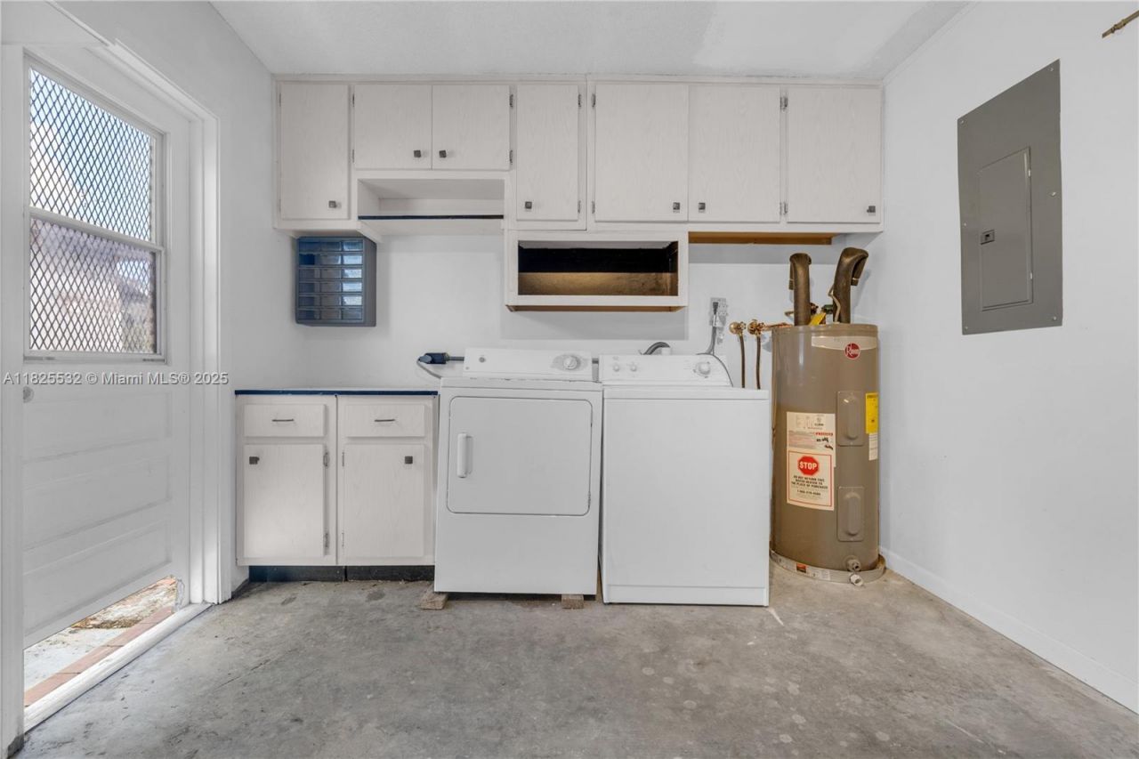 6915 NW 17th St, Margate, FL 33063 Photo