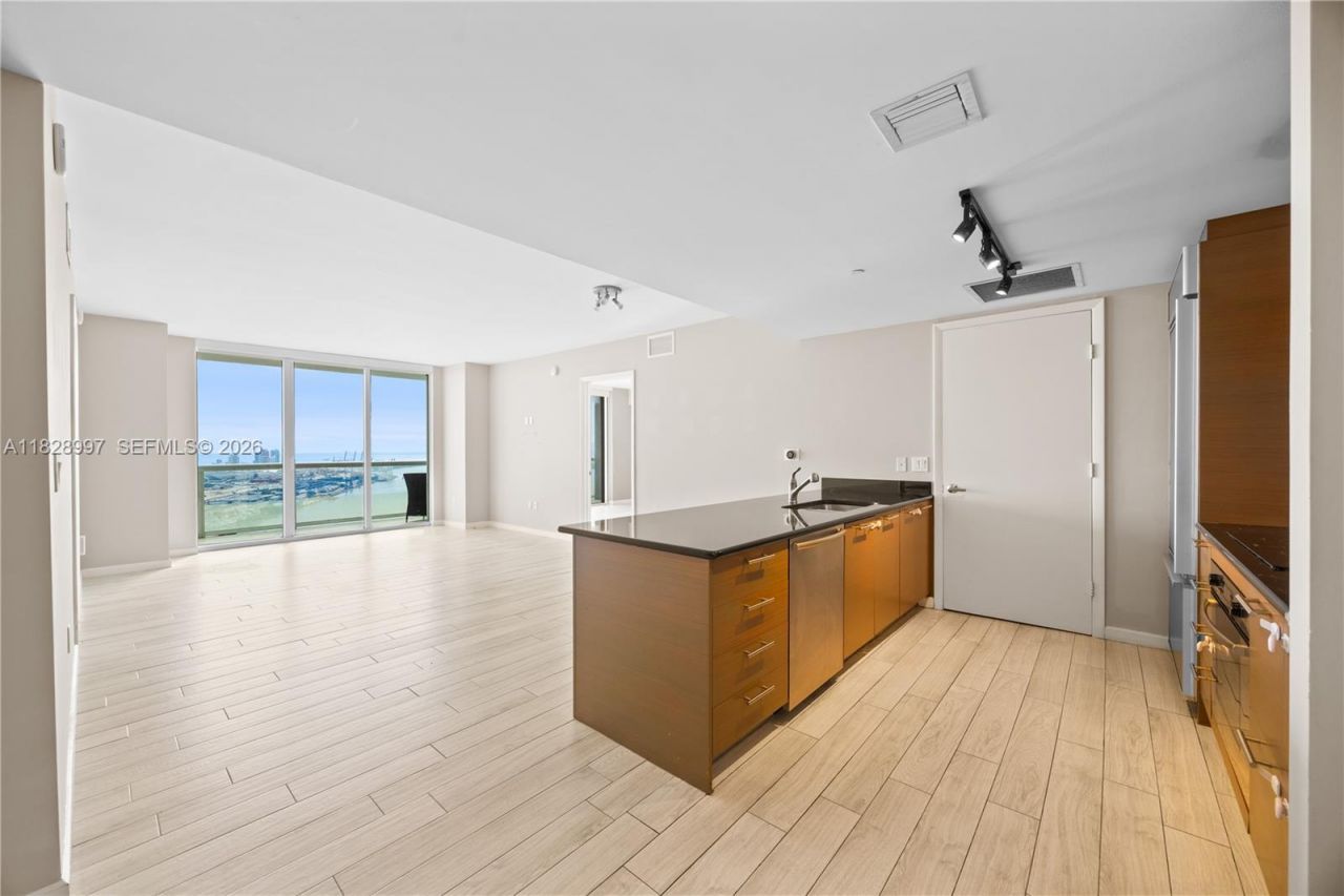 50 Biscayne Blvd, Unit 4706, Miami, FL 33132 Photo