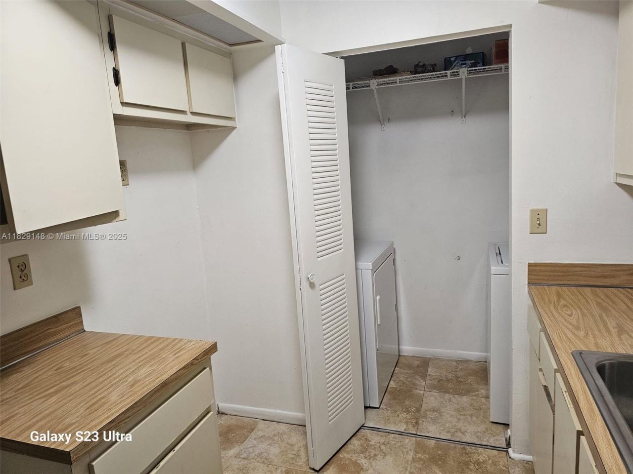 907 NE 199th St, Unit 106, Miami, FL 33179 Photo