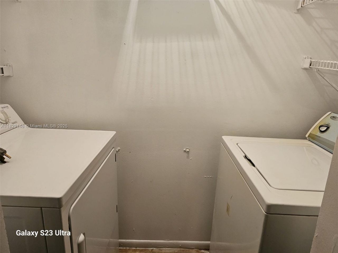 907 NE 199th St, Unit 106, Miami, FL 33179 Photo