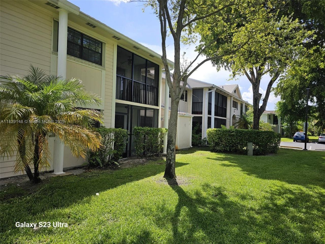 907 NE 199th St, Unit 106, Miami, FL 33179 Photo