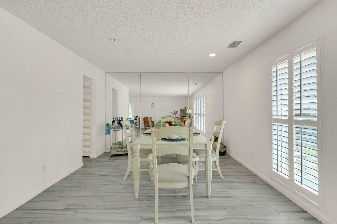 3824 SE Fairway E, Stuart, FL 34997 Photo