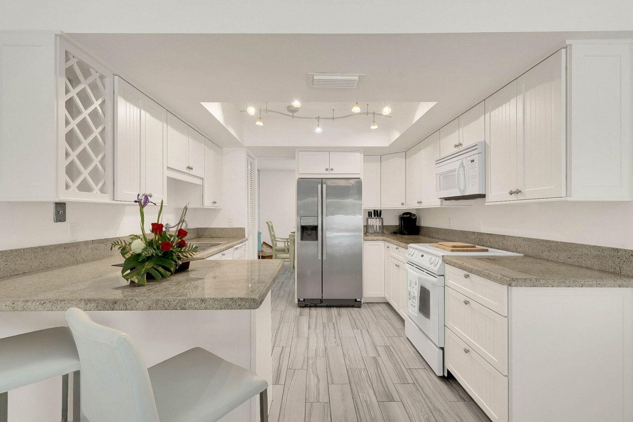 3824 SE Fairway E, Stuart, FL 34997 Photo