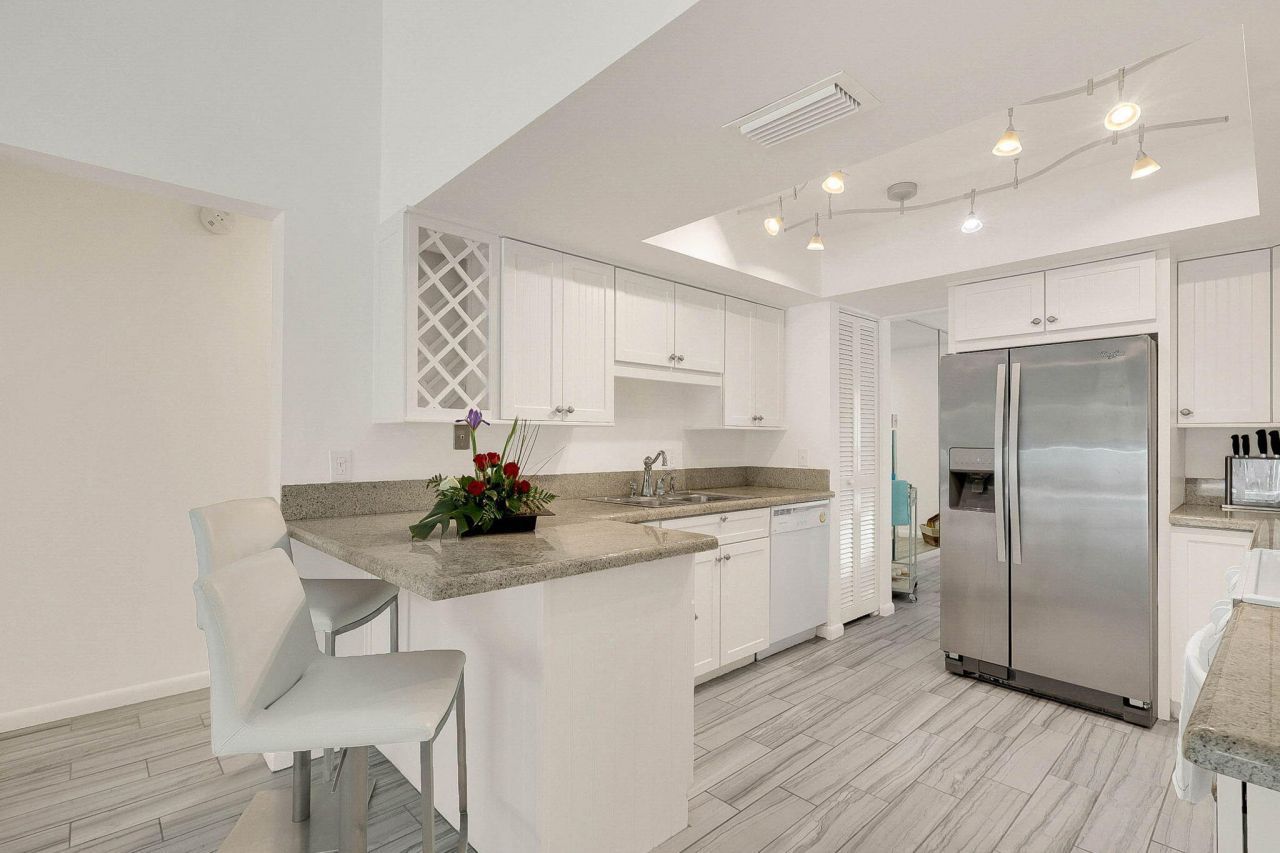 3824 SE Fairway E, Stuart, FL 34997 Photo