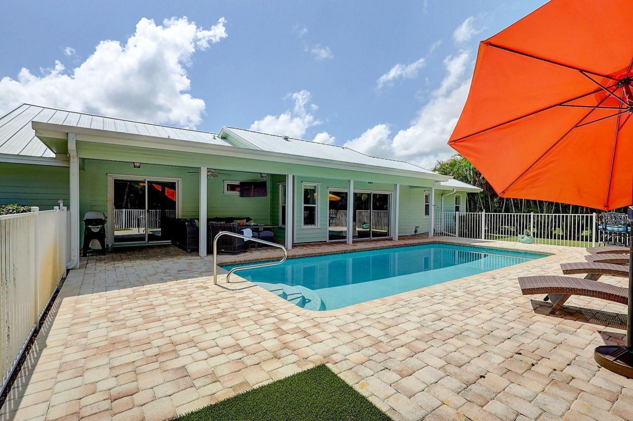 3824 SE Fairway E, Stuart, FL 34997 Photo