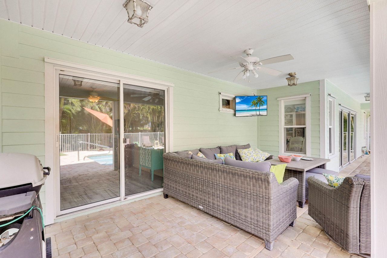 3824 SE Fairway E, Stuart, FL 34997 Photo