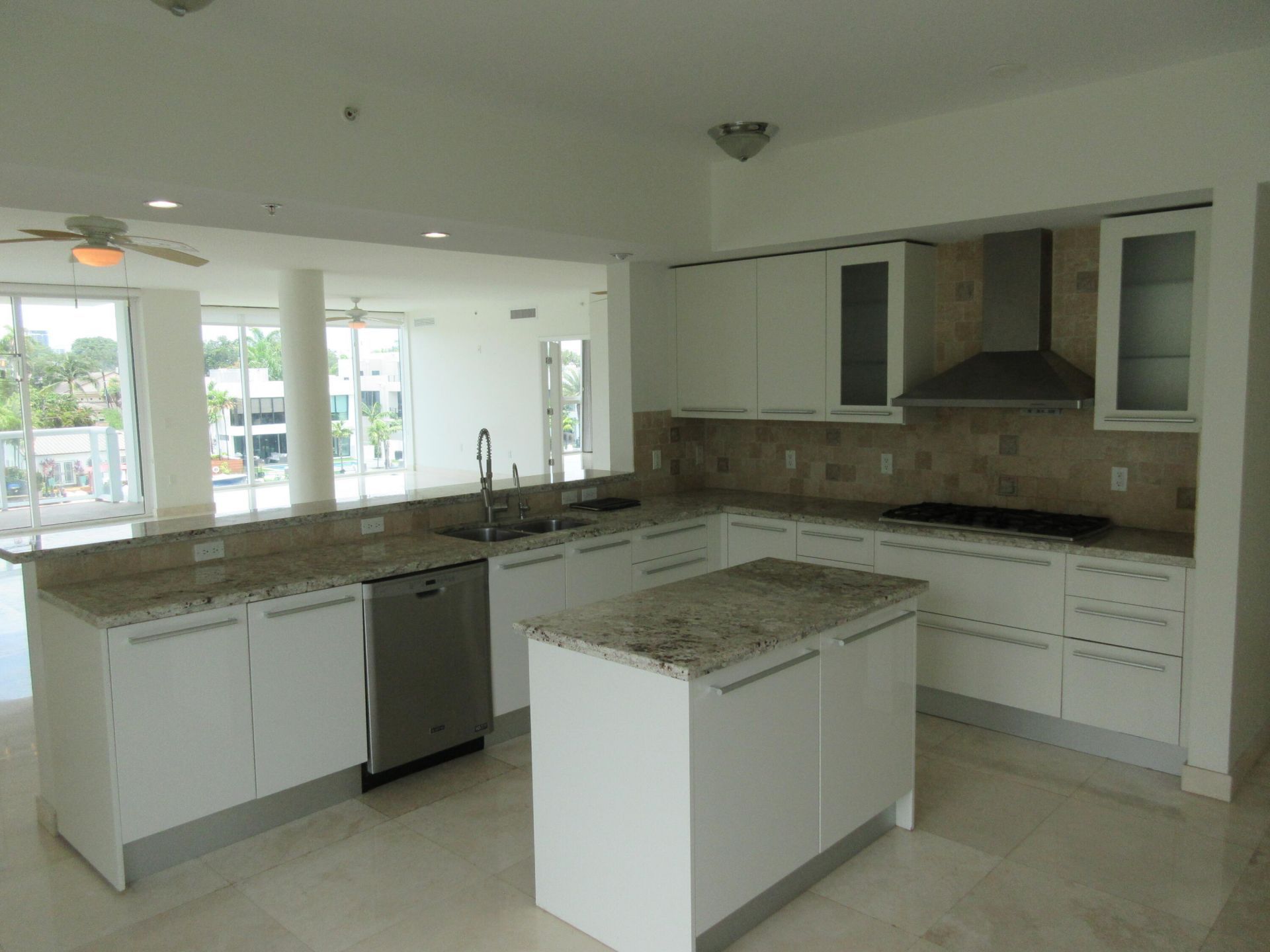 45 Hendricks Isle, Unit 301, Fort Lauderdale, FL 33301 Photo