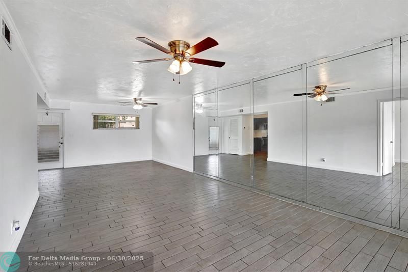 9400 N Hollybrook Lake Drive, Unit 105, Pembroke Pines, FL 33025 Photo