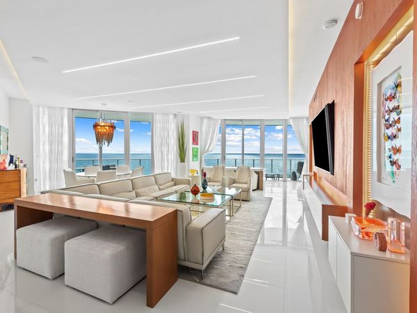 701 N Fort Lauderdale Beach Boulevard, Unit 902, Fort Lauderdale, FL 33304