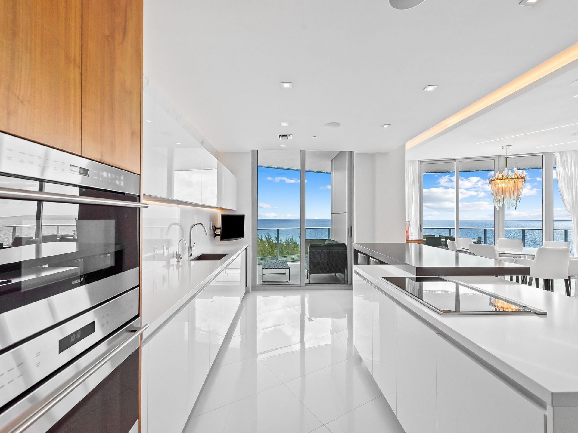 701 N Fort Lauderdale Beach Boulevard, Unit 902, Fort Lauderdale, FL 33304 Photo