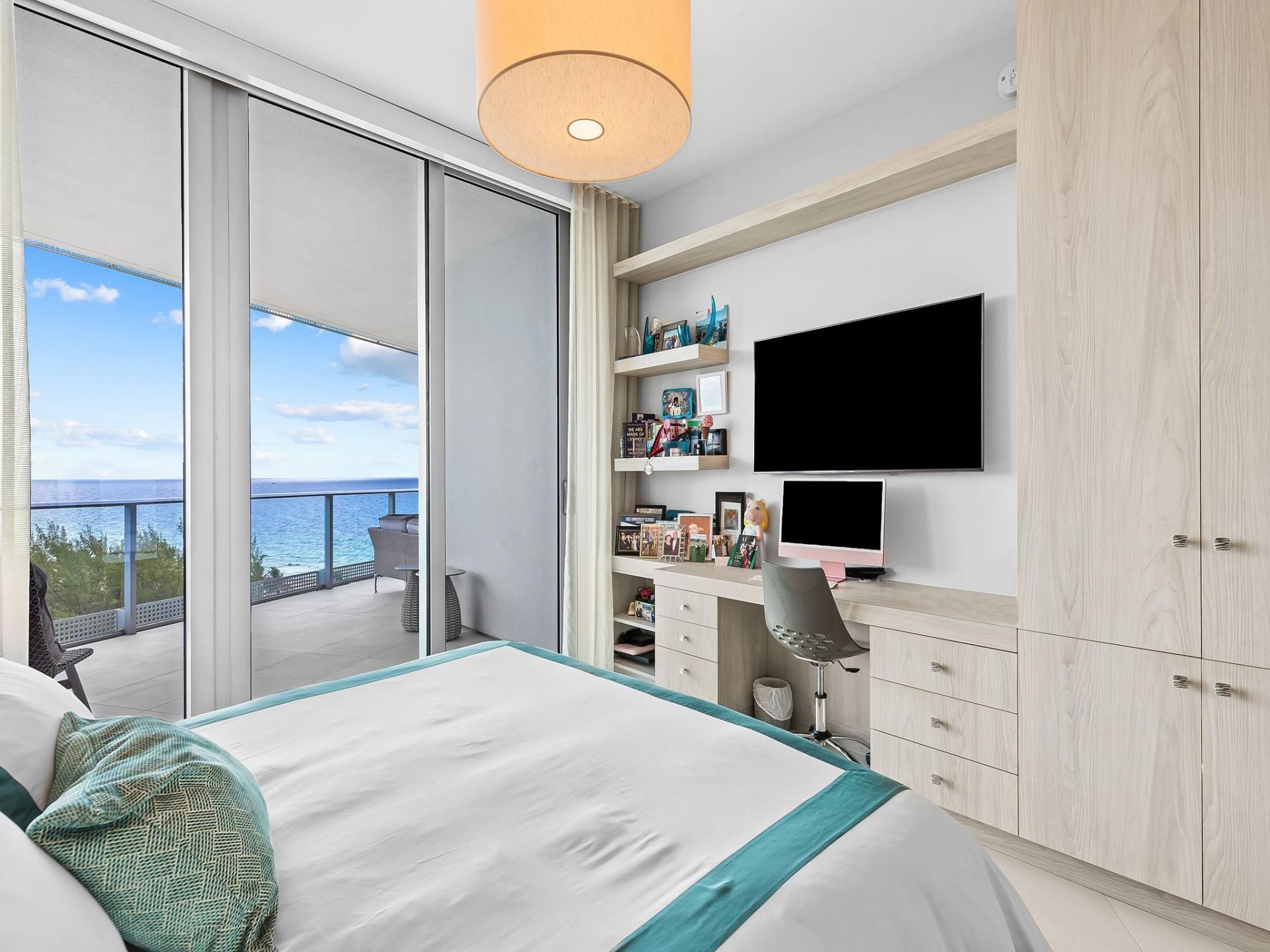 701 N Fort Lauderdale Beach Boulevard, Unit 902, Fort Lauderdale, FL 33304 Photo