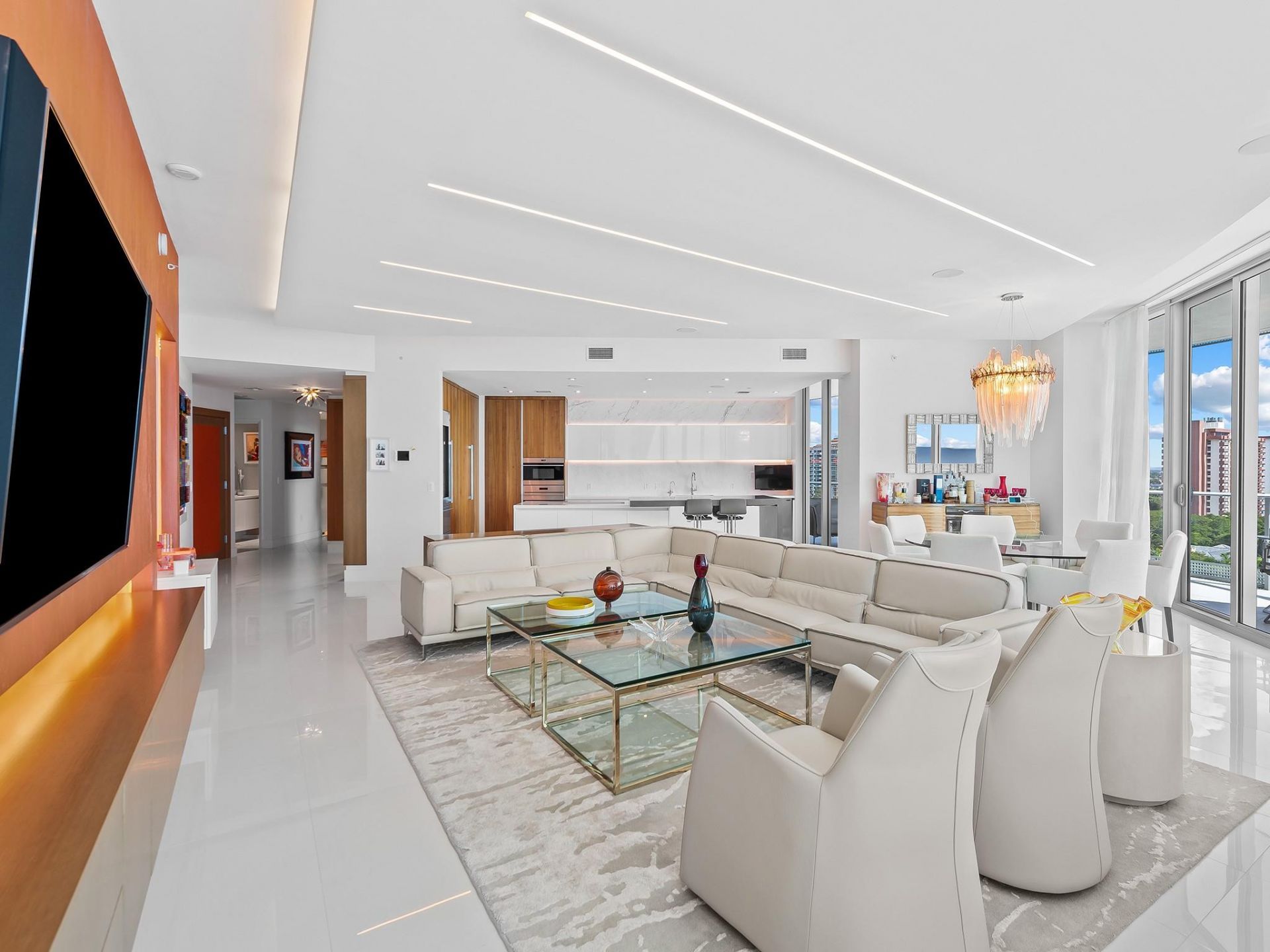 701 N Fort Lauderdale Beach Boulevard, Unit 902, Fort Lauderdale, FL 33304 Photo