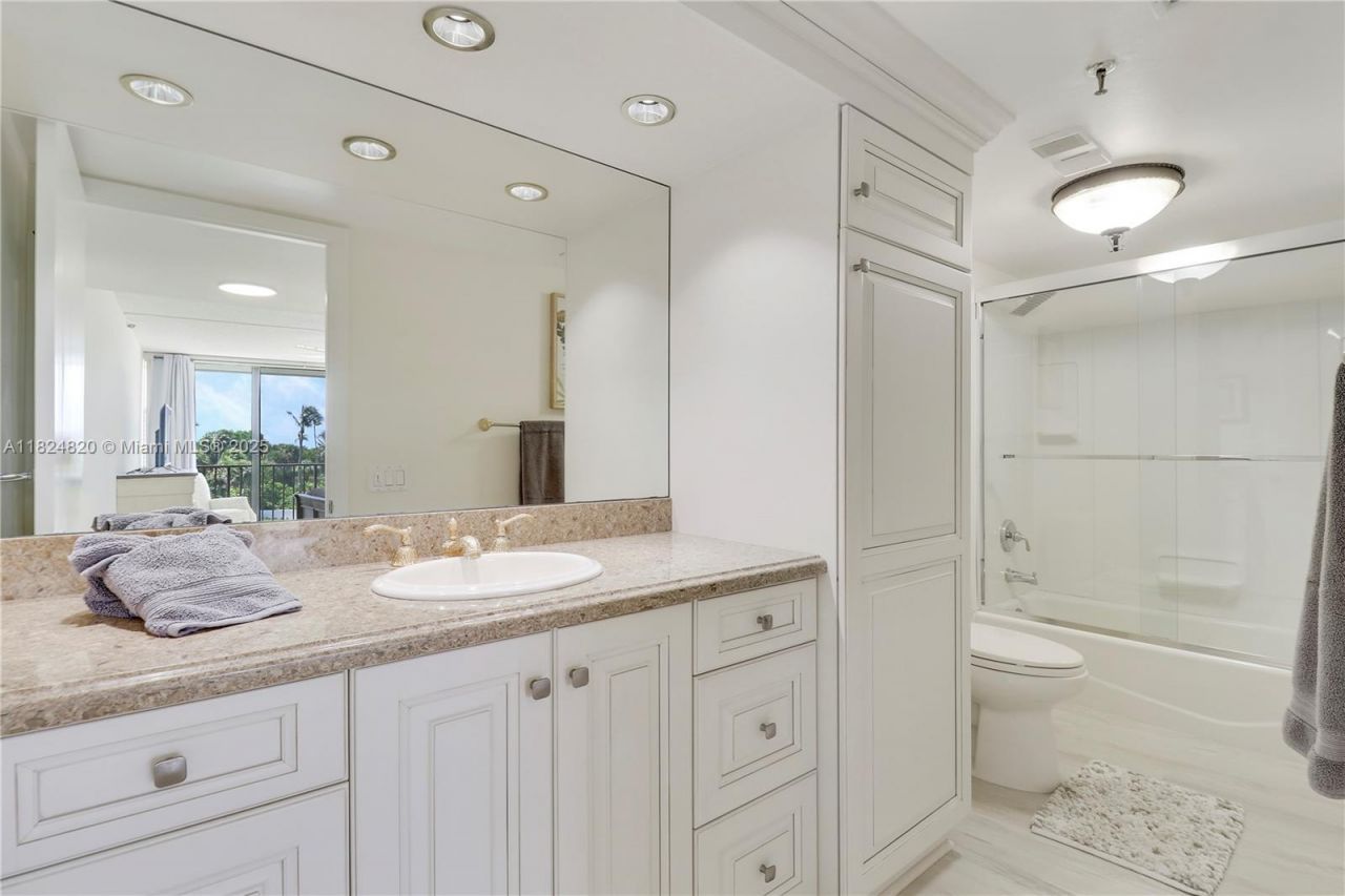 1300 S Highway A1a, Unit 311, Jupiter, FL 33477 Photo