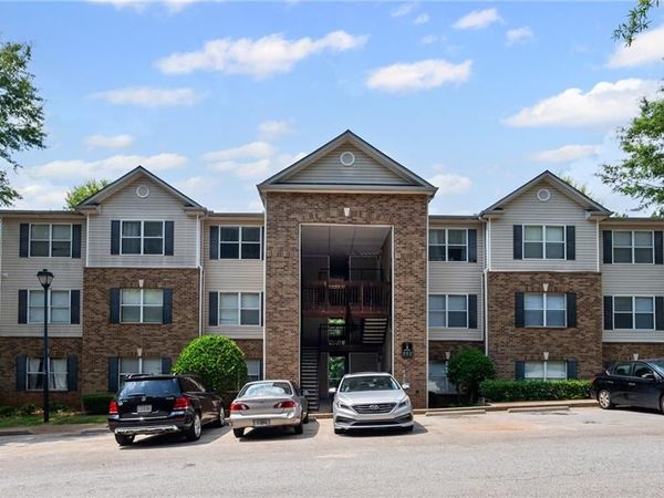 3303 Par Three Way, Lithonia, GA 30038