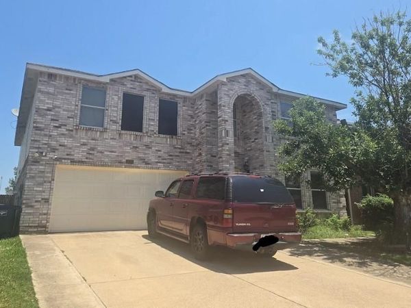 5333 Emmeryville Lane, Fort Worth, TX 76244