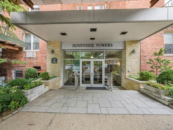 46-01 39th Avenue, Unit 106, Sunnyside, NY 11104