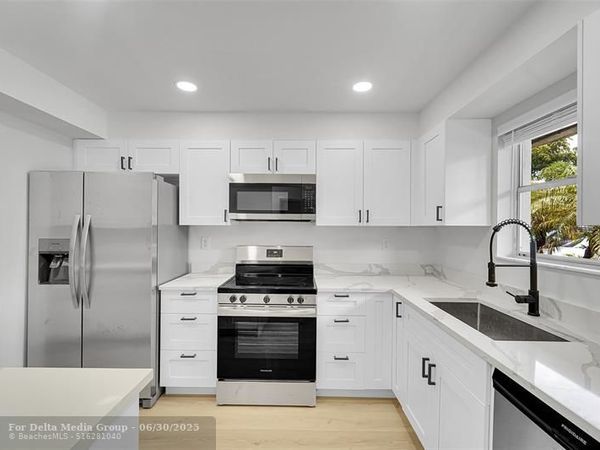 6200 NW 44th Street, Unit 106, Lauderhill, FL 33319