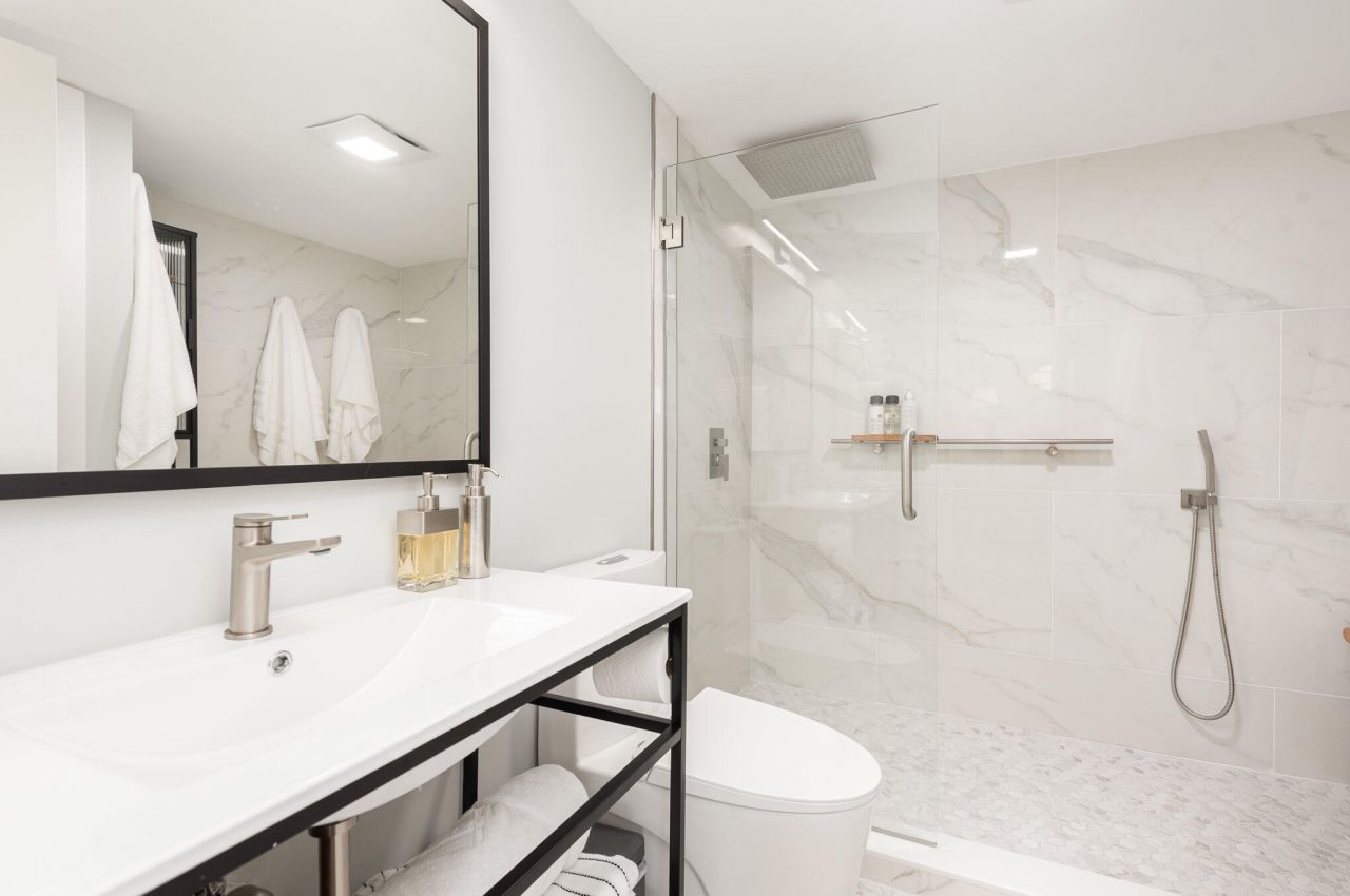 200 S Banana River Boulevard, Unit 804, Cocoa Beach, FL 32931 Photo