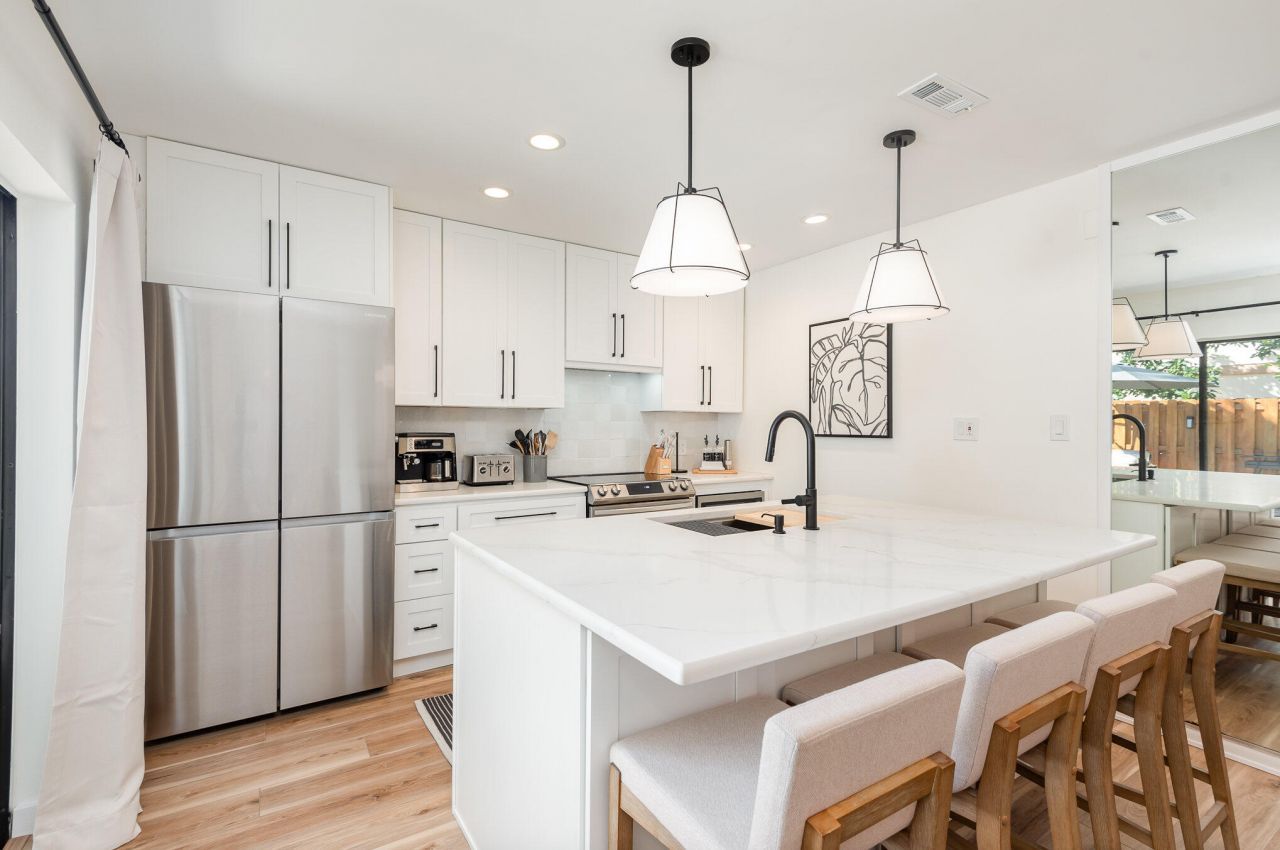 200 S Banana River Boulevard, Unit 804, Cocoa Beach, FL 32931 Photo