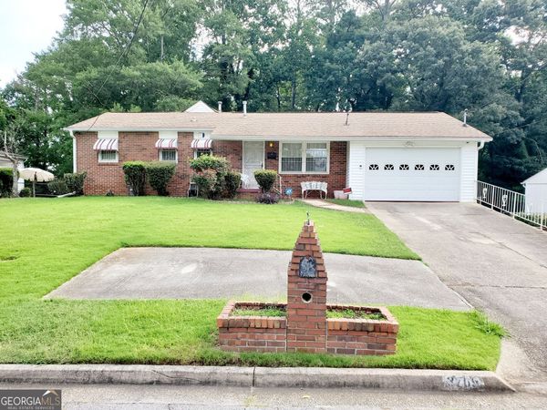 3769 Amber Road NW, Atlanta, GA 30331
