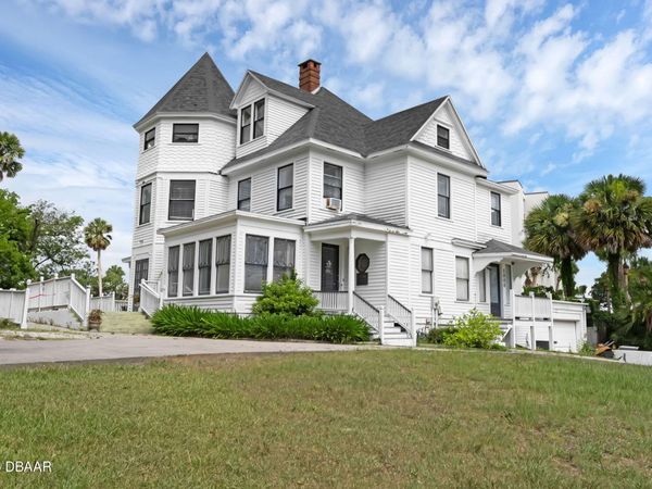 1000 S PENINSULA Drive, Daytona Beach, FL 32118