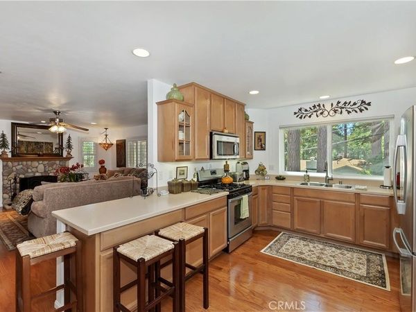 31816 Silver Spruce Drive, Running Springs, CA 92382