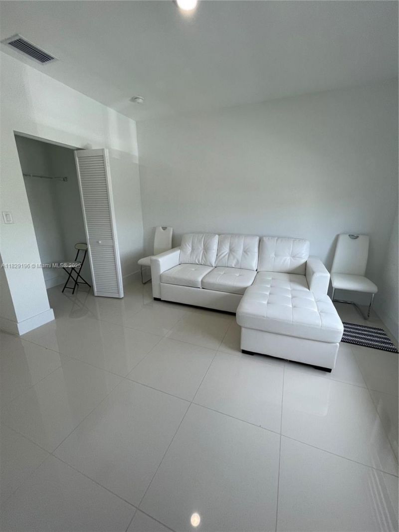 254 NW 11th Ct, Florida City, FL 33034 Photo