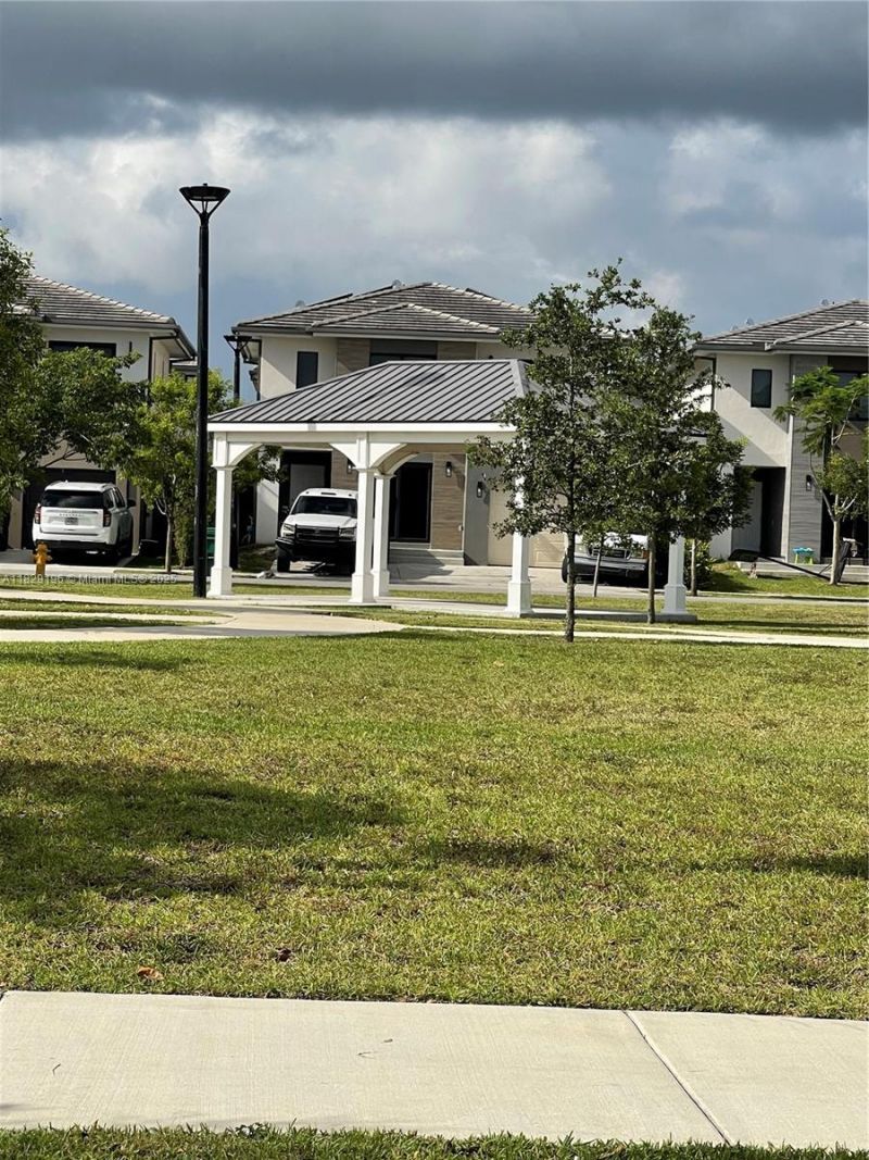 254 NW 11th Ct, Florida City, FL 33034 Photo