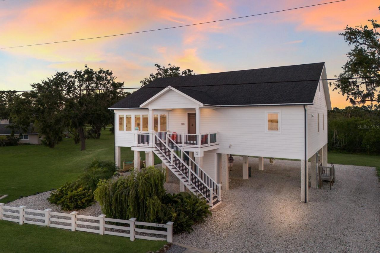 1610 Bayshore Drive, Terra Ceia, FL 34250 Photo