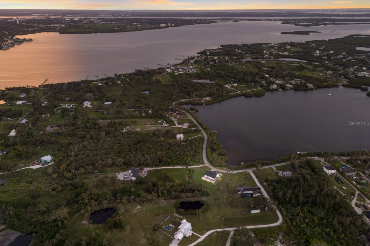 1610 Bayshore Drive, Terra Ceia, FL 34250 Photo