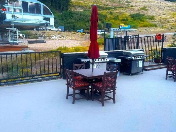 2000 Squaw Valley, Olympic Valley, CA 96146