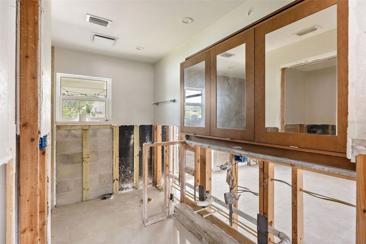 5285 Dover Street Ne, Saint Petersburg, FL 33703 Photo