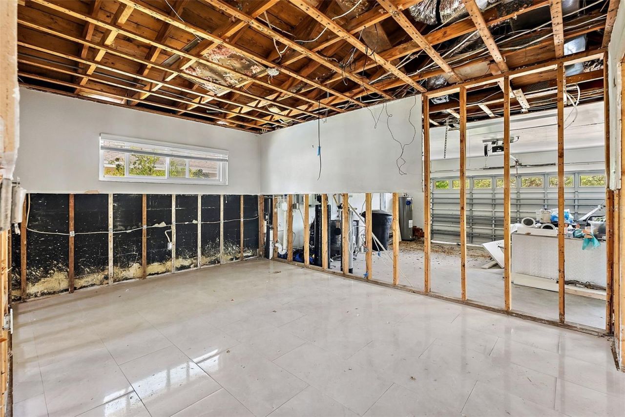 5285 Dover Street Ne, Saint Petersburg, FL 33703 Photo