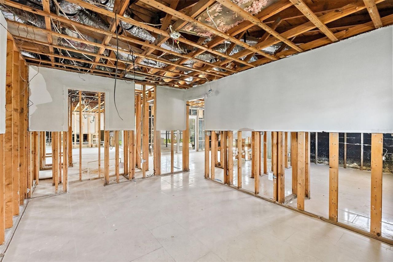 5285 Dover Street Ne, Saint Petersburg, FL 33703 Photo