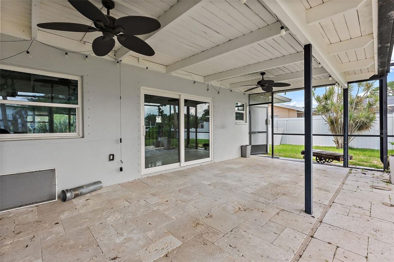 5285 Dover Street Ne, Saint Petersburg, FL 33703 Photo