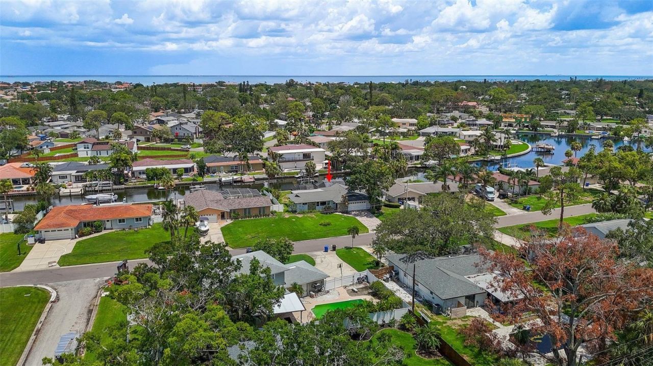 5285 Dover Street Ne, Saint Petersburg, FL 33703 Photo