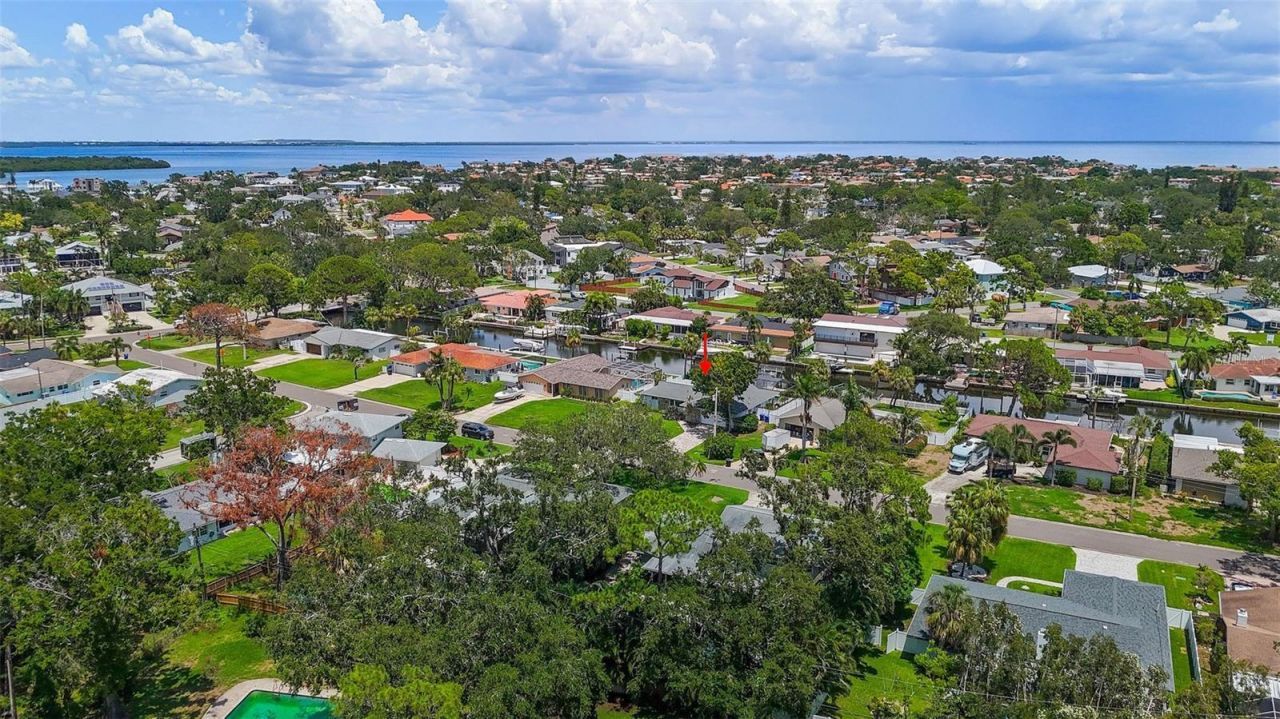 5285 Dover Street Ne, Saint Petersburg, FL 33703 Photo