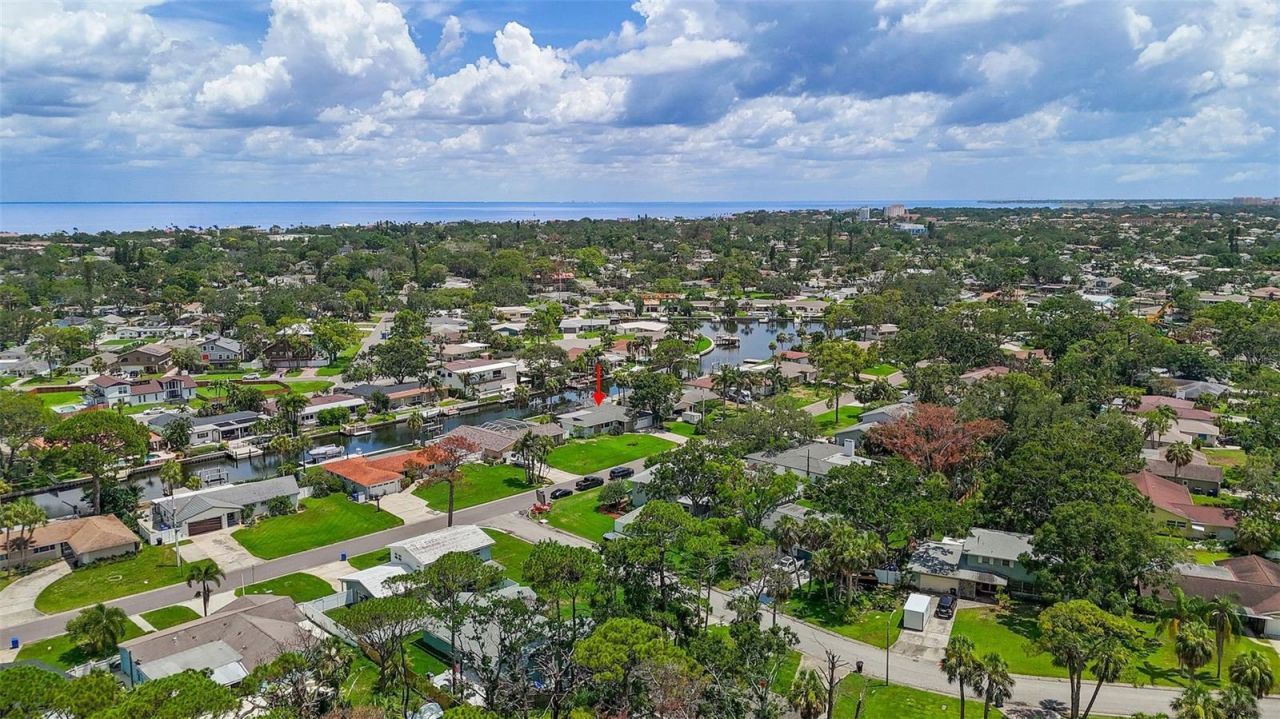 5285 Dover Street Ne, Saint Petersburg, FL 33703 Photo