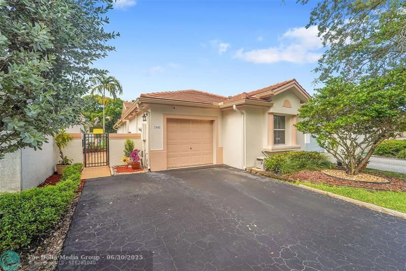 7542 NW 3rd Street, Plantation, FL 33317 Photo