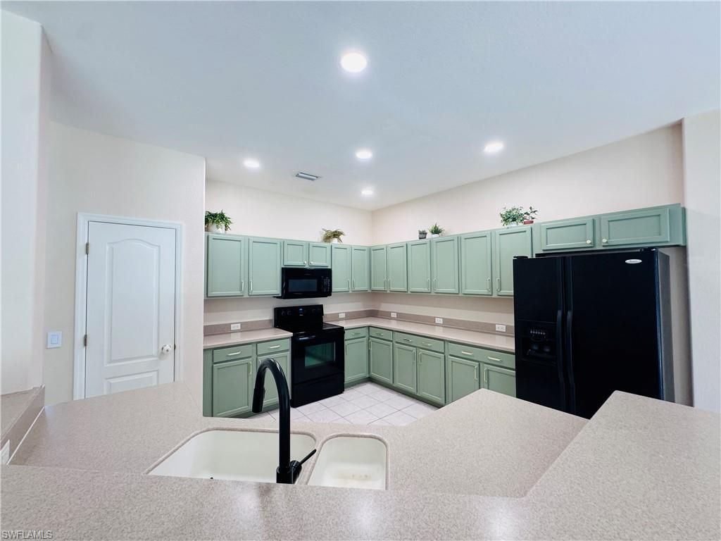 2849 SW 25th Pl, Cape Coral, FL 33914 Photo