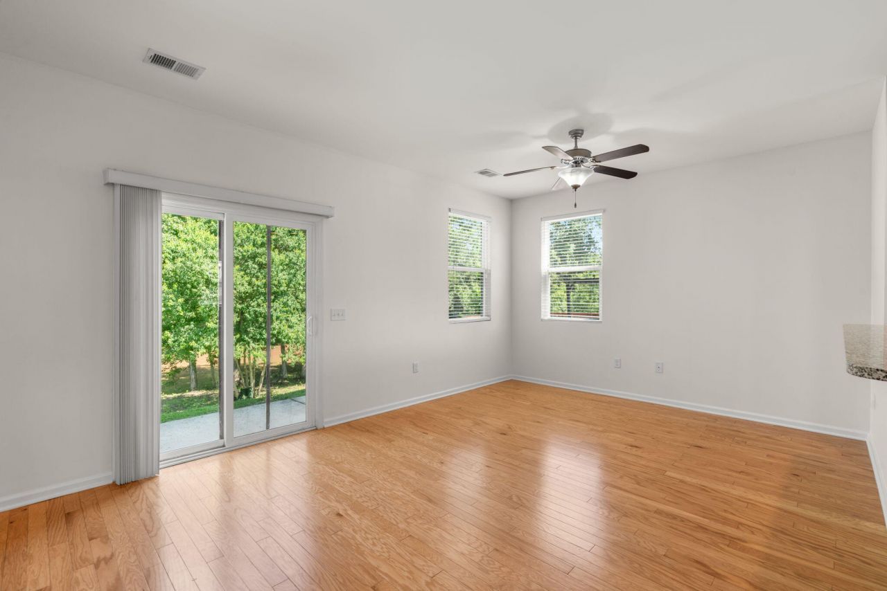 9079 Parlor Drive Photo 14