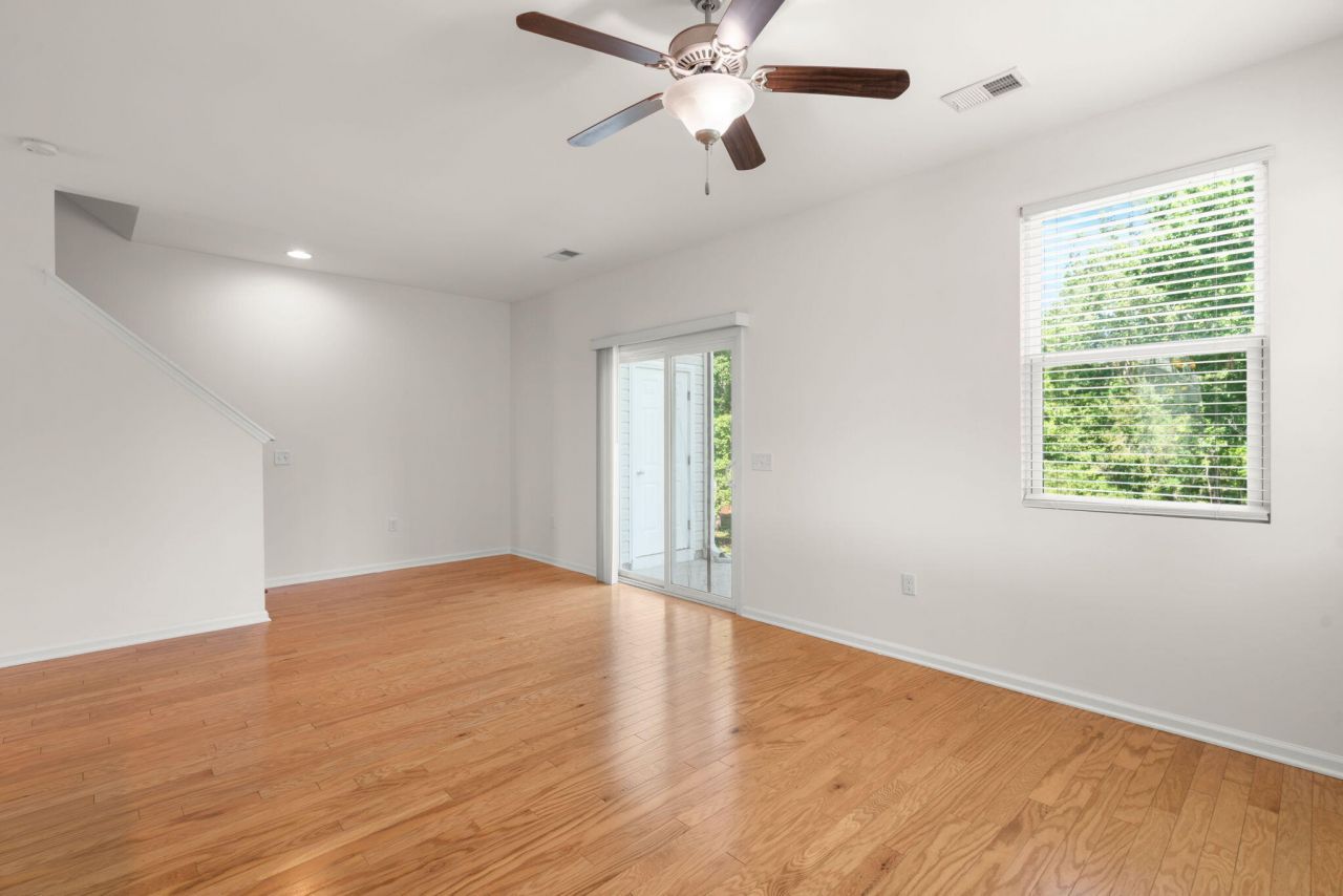 9079 Parlor Drive Photo 16