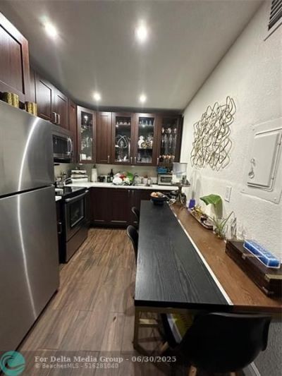 6201 N Falls Circle Drive, Unit 209, Lauderhill, FL 33319 Photo