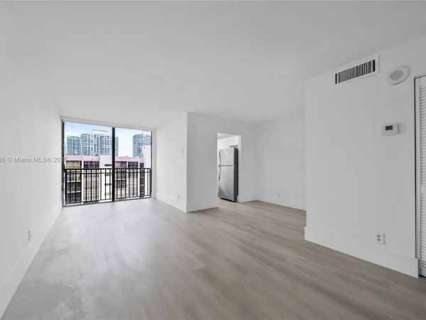 17021 N Bay Rd, Unit 1025, Sunny Isles Beach, FL 33160