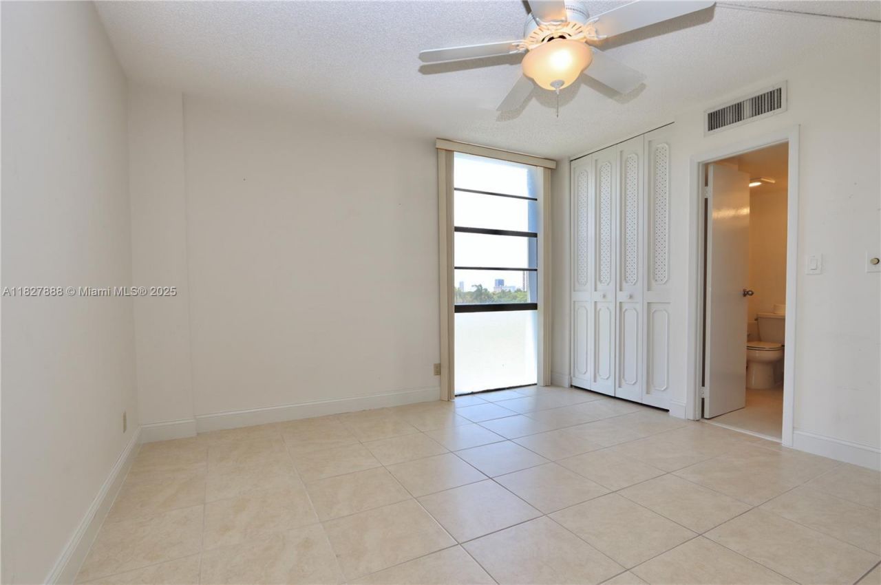 3475 N Country Club Drive, Unit 501, Aventura, FL 33180 Photo