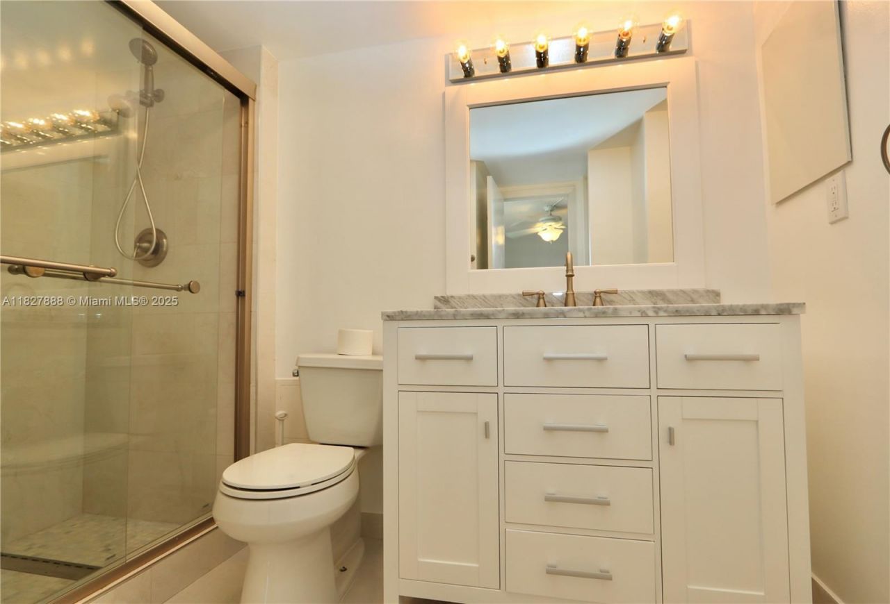 3475 N Country Club Drive, Unit 501, Aventura, FL 33180 Photo