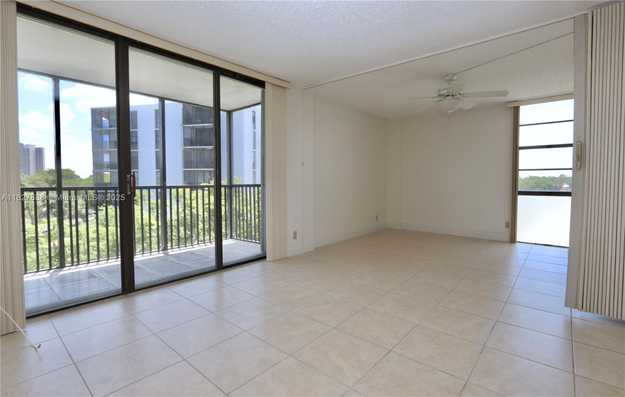 3475 N Country Club Drive, Unit 501, Aventura, FL 33180 Photo