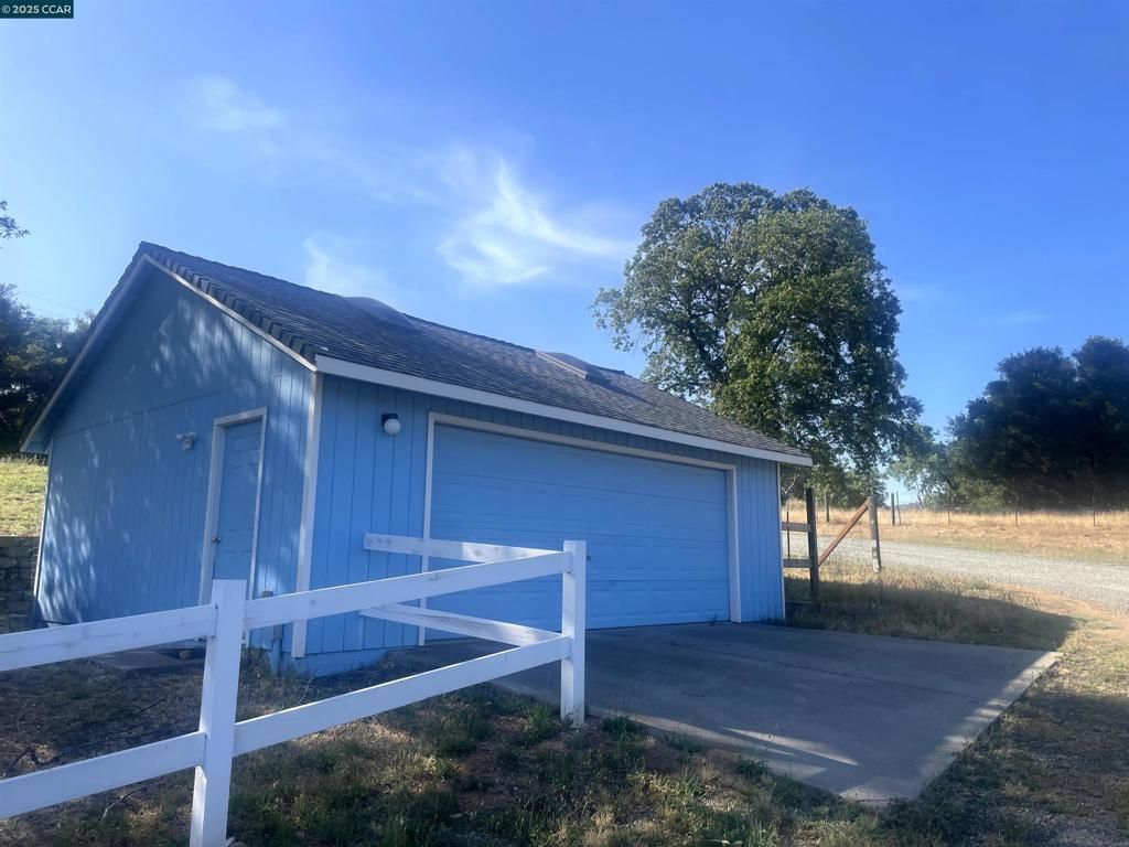 16 Paul Place, Bangor, CA 95914 Main Photo